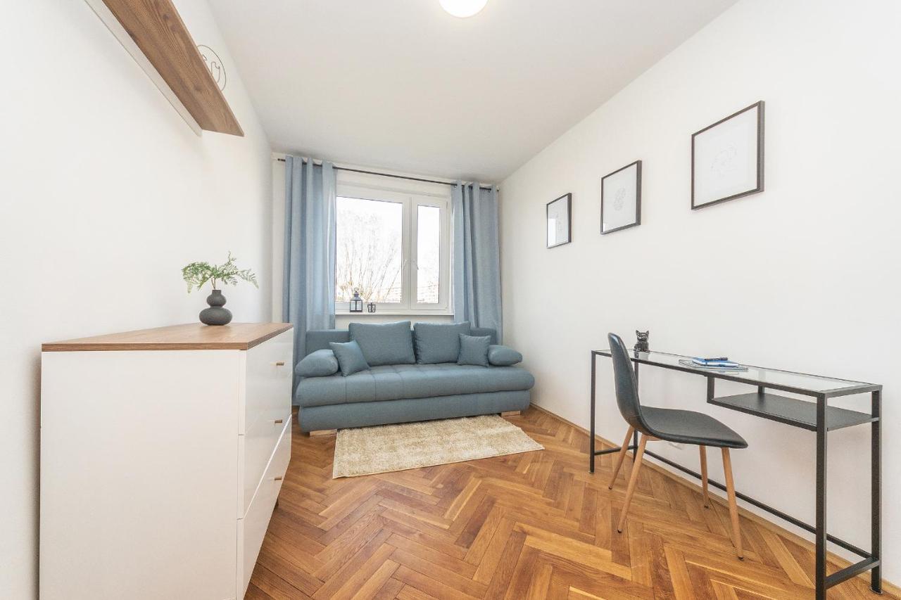 Glow Apartments, Apartament Kolobrzeska Danzica Esterno foto