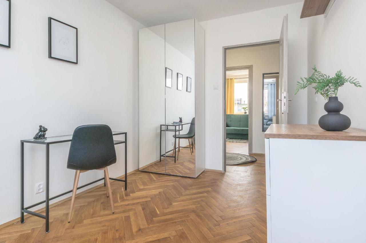 Glow Apartments, Apartament Kolobrzeska Danzica Esterno foto