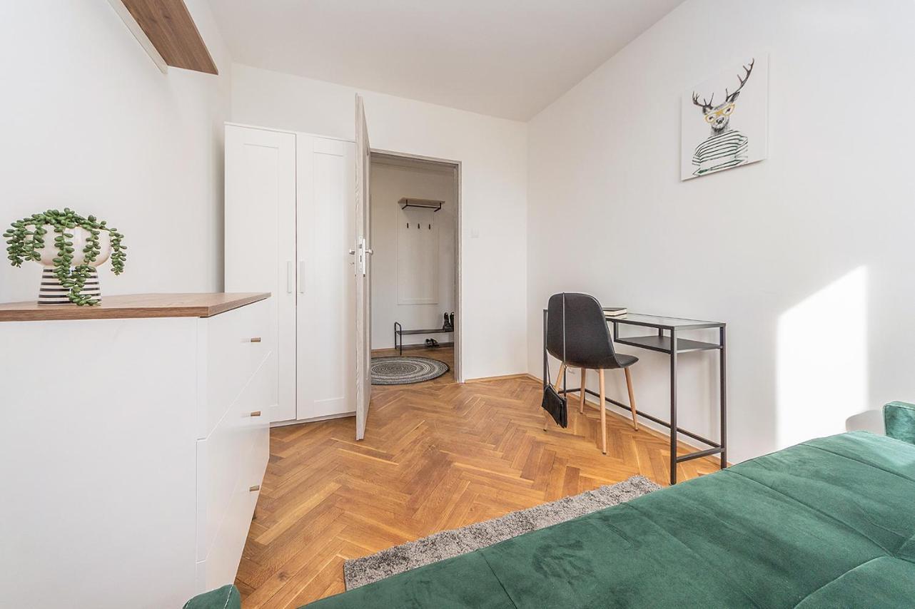 Glow Apartments, Apartament Kolobrzeska Danzica Esterno foto